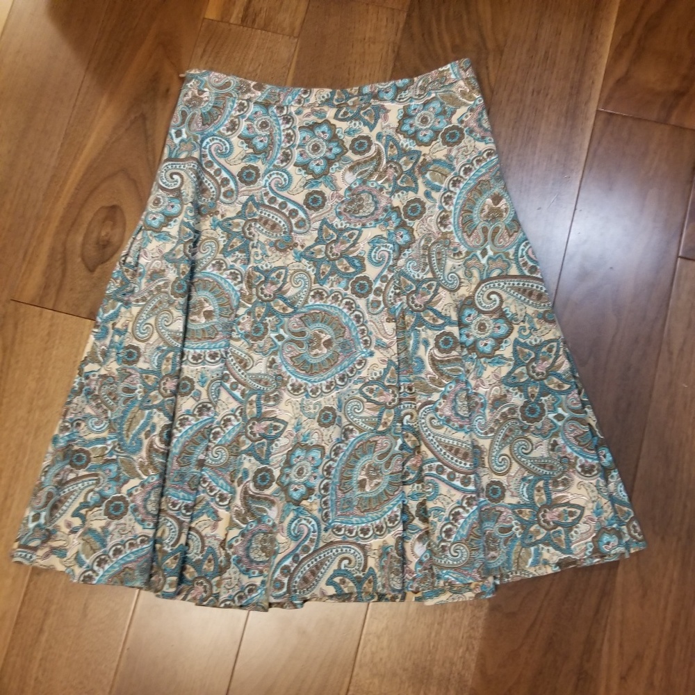 Zara Basic Skirt Women's Paisley Pirnt Size M